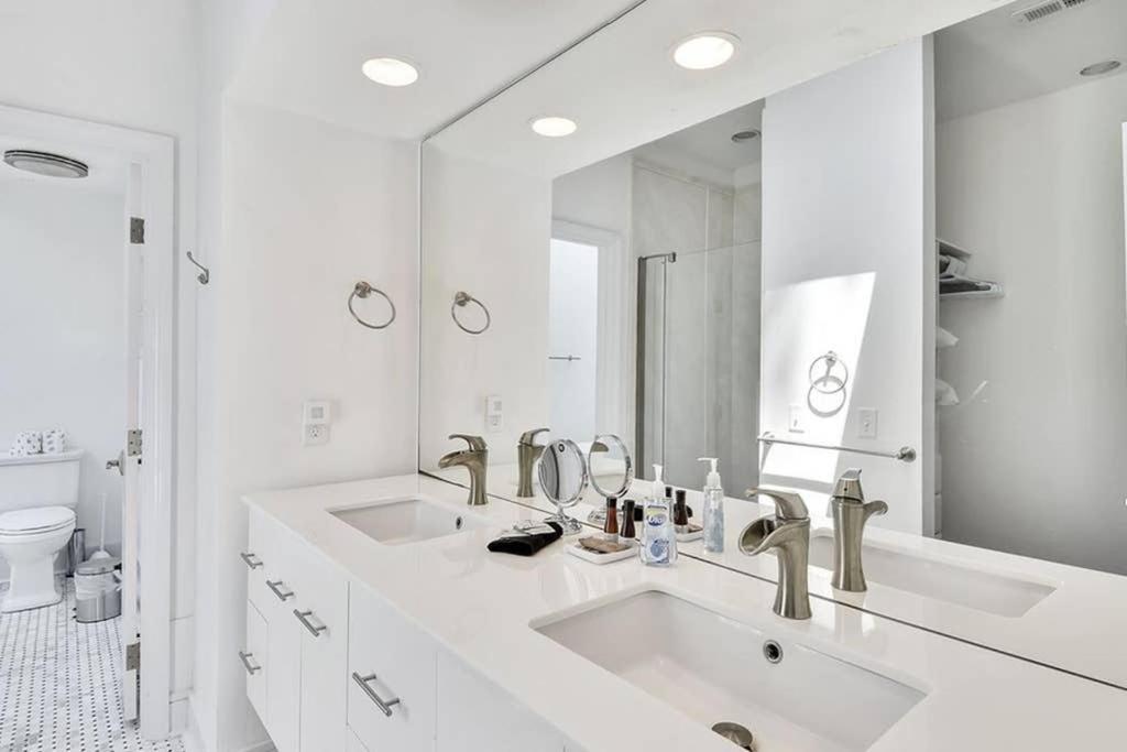 7 Black Duck - Top Notch Views & Amenities In A Private Oceanfront Oasisヒルトンヘッドアイランド エクステリア 写真